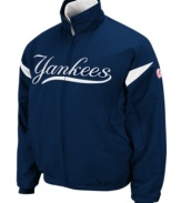 Start the wave! Get team spirit started with this New York Yankees jacket featuring Therma Base technology from Majestic.