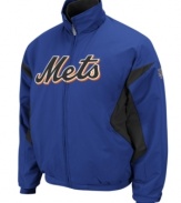 Line drive. Head straight into style, comfort and solid team spirit with this New York Mets MLB jacket featuring Therma Base technology from Majestic.