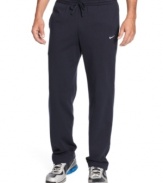 Running, walking or just hanging out, these pants from Nike keep you comfortable through it all.