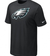 Go big! Display your love for the Philadelphia Eagles loud and proud in this oversized-logo t-shirt from Nike.