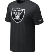 Go big! Display your love for the Oakland Raiders loud and proud in this oversized-logo t-shirt from Nike.