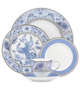 Elaborate scrolling vines and gorgeous feathers in regal blue adorn the Sapphire Plume serving bowl from Marchesa by Lenox. Lavish platinum bands complete a pattern that's destined for memorable meals.