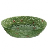 Martha Stewart Collection makes the table merrier than ever with the sculpted holly bowl. Green leaves and vibrant red berries complement the graceful Holiday Garden dinnerware pattern.