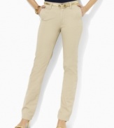 A casual Lauren by Ralph Lauren pant tailored from soft, durable cotton is crafted in a cropped, straight-leg silhouette for the ultimate in comfort and style.