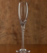 For nearly 150 years, Lenox has been renowned throughout the world as a premier designer and manufacturer of fine china, accessories, and stemware. In clear crystal accented with platinum, the simple and classic Encore Platinum stemware collection provides an impeccable accompaniment to your formal china and flatware. Qualifies for Rebate