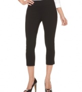 In a cropped style for spring, these Alfani capris pants are comfortable yet polished!