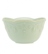 With fanciful beading and a feminine edge, this Lenox French Perle fruit bowl has an irresistibly old-fashioned sensibility. Hardwearing stoneware is dishwasher safe and, in an ethereal ice-blue hue with antiqued trim, a graceful addition to any meal. Qualifies for Rebate