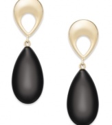 Everyday elegance. These pretty drop earrings feature an onyx teardrop (18-3/4 ct. t.w.) in a smooth 14k gold post setting. Approximate drop: 1-1/2 inches.