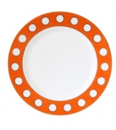 Spot on. Jonathan Adler's Mod Dot dessert plates give any meal a stylish boost with a bold orange and white palette. Gold trim adds an opulent touch.