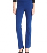 T Tahari's bold blue pants feature a clean-cut silhouette and pull-on styling for a sleek look.