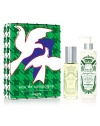 The flight of the Eau de Campagne doves is enhanced by the red contours and the intensity of the green and purple background. Around the box, a green and white decoration for more modernism and character. Masculine and intense, the Eau de Campagne gift box takes on a graphic decoration. Set includes: Eau de Campagne, 3.4 oz. and an Eau de Campagne Bath & Shower Gel, 8.4 oz. Made in France. 