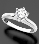 Aim for perfection on the big day. This stunning engagement ring features ideal-cut diamond (1 ct. t.w.) set in platinum.