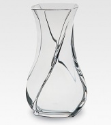 Sweeping curves in clear, stunningly crafted lead crystal. From the Serpentin Collection 8 high Hand wash Made in France