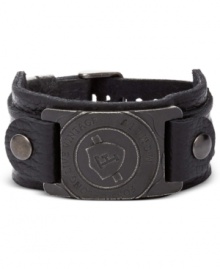 Go for the big and bold. Fossil's black leather bracelet features a logo face-plate crafted from hematite-tone mixed metal for a stylish touch. Approximate width: 1-1/2 inches.