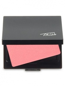 Powder blush gives cheeks a healthy glow with a natural finish. In perfectly skin matched shades. 