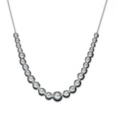 Boldly beaded. Giani Bernini's shiny and chic necklace features graduated beads in smooth sterling silver. Approximate length: 18 inches.