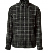 Plaid, plaid, plaid! Proves to be the pattern of the season - Fine shirt from the cool American label Edun - From a wool-viscose blend in trendy plaid in shades of green and black - Slim fit and body-hugging - Small collar - Perfect with jeans or chinos, wear anywhere, anytime