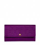 Detailed in bright purple logo imprinted leather, Marc by Marc Jacobs tri-fold wallet is a fun and covetable choice for stashing away your everyday essentials - Front logo snap, back slot pocket, zippered change purse, multiple credit card slots - Carry alone for running quick errands, or slip into a brightly printed handbag