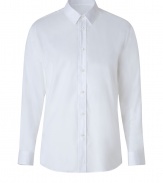 The perfect piece for pared-down cool, this classic white button down from Marc Jacobs is a must-have wardrobe basic - Small spread collar, long sleeves, front button placket, slim fit, curved hem - Pair with slim trousers, chinos, or straight leg jeans