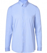 Finish off your workweek staples with this stylish stretch cotton button-down from Jil Sander - Spread collar, front button placket, long sleeves, buttoned cuffs, shirttail hemline - Slim fit - Pair with jeans, trousers, chinos, or cords