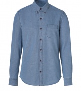 Detailed in bleached out indigo denim for that edgy yet laid-back look, Vinces oxford button-down is a cool take on this essential American style - Button-down collar, long sleeves, buttoned cuffs, chest pocket, button-down front, shirttail hemline - Classic fit - Wear over a tissue tee with slim-fit trousers and desert boots