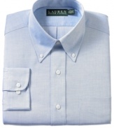 Combining a classic fit and timeless sophistication, this comfortable Lauren Ralph Lauren dress shirt is ready-made to jump right into your workweek rotation.