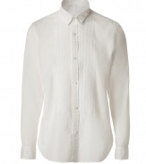 Elegant shirt made ​.​.from fine organic cotton - In the classic color white - Particularly stylish: the fashionable bibb front - With a small collar and full length button placket - Modern slim fit, long sleeves - Goes perfect with jeans or dress pants - Wear absolutely anywhere, anytime : in the office, for leisure or on festive occasions