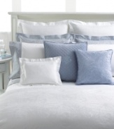 Tailored with sophistication, this Lauren Ralph Lauren flat sheet features pure 400 thread count cotton in solid white finished with a pale blue jacquard paisley cuff. Also features hemstitch detail.