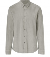 Stylish shirt made of fine, grey cotton - Updated version of the classic shirt features small collar, placket and slim, tapered cut - Rounded seam edges for a chic but casual look - Favorite basic with jeans, chinos and shorts