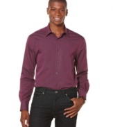 An iridescent design gives this Perry Ellis button down a uniquely handsome look.