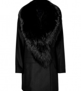 Inject a dramatic note into your luxe outerwear essentials with Tara Jarmons jet black wool blend coat, detailed with a removable fur collar for an ultra glamorous finish - Wrapped V-neckline, long sleeves, flapped pockets, back vent, slim straight cut - Pair with everything from jeans and boots to tailored cocktail sheaths and clutches