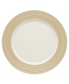 The charming porcelain Tin Can Alley dinner plates feature a seven-ringed border. Mix and match with other Tin Can Alley Khaki pieces from Lenox for a subtly varied table setting. Qualifies for Rebate