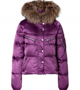 Maximize your sporty, slope-ready style in this ultra-luxe fur-trimmed down jacket from Jet Set - Raccoon fur-trimmed hood, concealed front zip closure with front snap placket, long sleeves, zip pockets and slash pockets, quilted - Fitted silhouette - Pair with jeans or leggings for the city and chic ski pants for the slopes