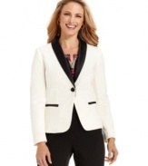 This tuxedo-style blazer from Charter Club adds a marvelous menswear-inspired element to your outfit.