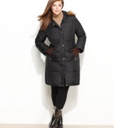 Ward-off the cold temps in classic style with this plus size down coat from MICHAEL Michael Kors that features a detachable, faux-fur trimmed hood.