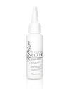 Frédéric Fekkai introduces Salon Glaze, a clear glossing and conditioning treatment that binds shine, recharges color and adds silky vibrancy for that fresh-from-the-salon shine at home.This gentle, non-chemical at-home treatment brings out your natural hair color and highlights for the rich, vibrant color you crave. With a unique blend of conditioning and lightweight silicones, Salon Glaze lightly coats the cuticle to condition and add shine to the hair shaft without the heaviness or oiliness of traditional shine serums.Suitable for all hair types, this breakthrough rinse-off formula is a great alternative to professional glazing services.