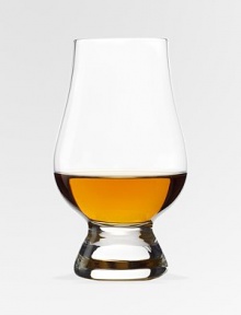 A beautiful set destined for a permanent spot in your home bar, crafted with full bowls that tapers at the rim to enhance the color, body, aroma, taste and finish of your favorite whiskey. 6-ounce capacity 4½ high Dishwasher safe Imported 