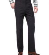 With a modern fit and a textured stripe, these Perry Ellis Portfolio dress pants are just right for your work week.