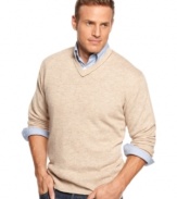 Keep warm in this solid v-neck sweater by Weatherproof Vintage with vintage appeal to keep your look trendy.