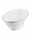 Combining elements both modern and vintage, the understated Pearl Platinum collection is designed to mimic a strand of lustrous pearls. With imitation pearl accents and platinum rims on fine bone china. Qualifies for Rebate