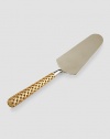 Luxuriate in a tasteful dining experience with this stainless steel cake server featuring a hollow braid patterned handle. 11½ long Comes in gift box Imported