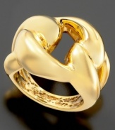 Simple yet elegant, this beautiful ring is crafted in 14k gold.