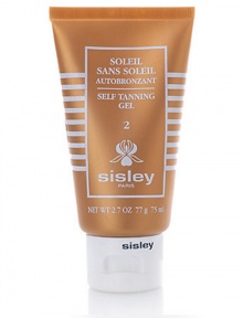 The pleasure of a golden tan without the damaging effects of exposure to the sun. Soleil sans Soleil colors skin with a natural-looking, golden, luminous tan. Provides a more gradual, even, long-lasting than. Sesame, jioh and corn oil extracts rovide hydration, softness and a feeling of comfort. For darker or tanned skin, to maintain a deeper glow. 2.7 oz. 