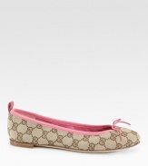 Signature GG flat with leather trim and leather bow detail. GG printed fabric upperLeather liningBuffed leather solePadded insoleMade in ItalyOUR FIT MODEL RECOMMENDS ordering one half size down as this style runs large. 