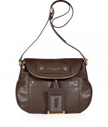 A modern classic, this chic satchel from Marc by Marc Jacobs is a must-have essential - Rounded front flap with zipper trim, shoulder strap, front pocket, hanging nametag detail textured leather - Perfect for daily use or off-duty chic