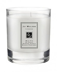 Inspired by breakfast in Tuscany-the moment of breaking open juicy figs, fresh from the tree-Wild Fig & Cassis is a delicious fragrance. The scent of sun-warmed figs and delicate cassis is entwined with notes of hyacinth and cedarwood, enveloping the wearer in the warmth of the Mediterranean. The Wild Fig & Cassis Home Candle infuses any room with evocative scent and lasts for hours. An everyday luxury, it brings warmth to any environment. Approx. burn time: 34 hours.