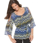 No way you'll get the cold shoulder in NY Collection's hot split-sleeve top! The bright zigzag print gives it graphic appeal.