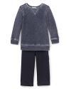 Cool and cozy, this ultra-soft Splendid sweatshirt tee and pants set is the perfect laid back pair for fall.