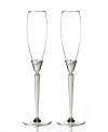 Toast the bride and groom with Modern Love flutes. Silver-plated stems adorned with a sparkling floral motif give way to a glass of celebratory bubbly.