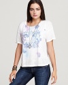 A tiger graphic lends fierceness to this chicly slouchy CHASER tee.